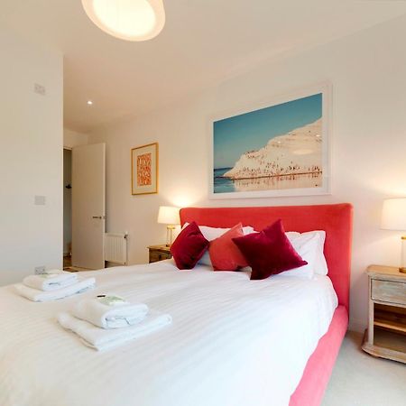 Pass The Keys Stunning And Spacious Modern Flat - Own Car Park Cambridge  Exterior photo
